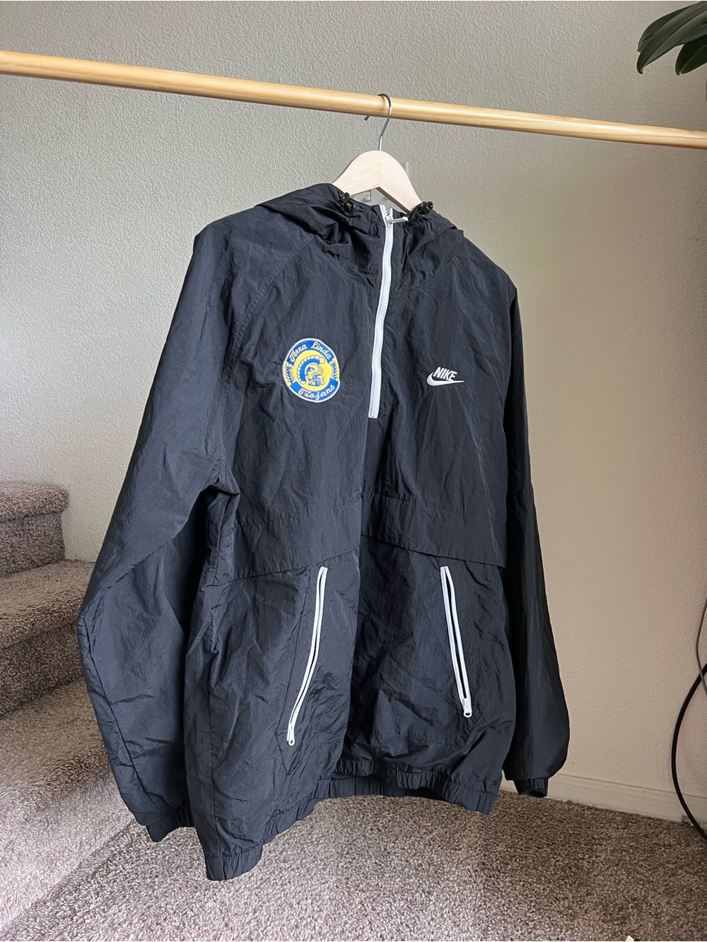 Nike Sportswear Black Hooded 1/2 Zip Windbreaker Jacket Men’s M Pockets